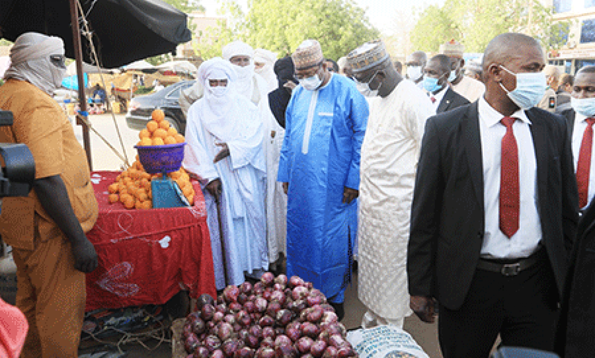 Visite du Premier ministre à la foire des maraîchers d’Agadez : Apprécier la qualité, la diversité des produits exposés et encourager les producteurs