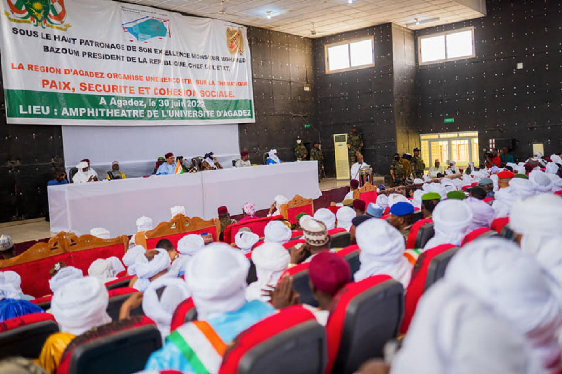 Visite de travail du Chef de l’État à Agadez : Le Président Mohamed Bazoum préside le Forum sur la paix, la sécurité et la cohésion sociale