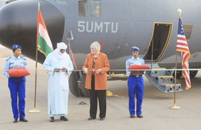 Renforcement des capacités aériennes des Forces Armées Nigériennes : L’armée de l’air nigérienne se dote d’un troisième C-130 hercules grâce à la coopération américaine